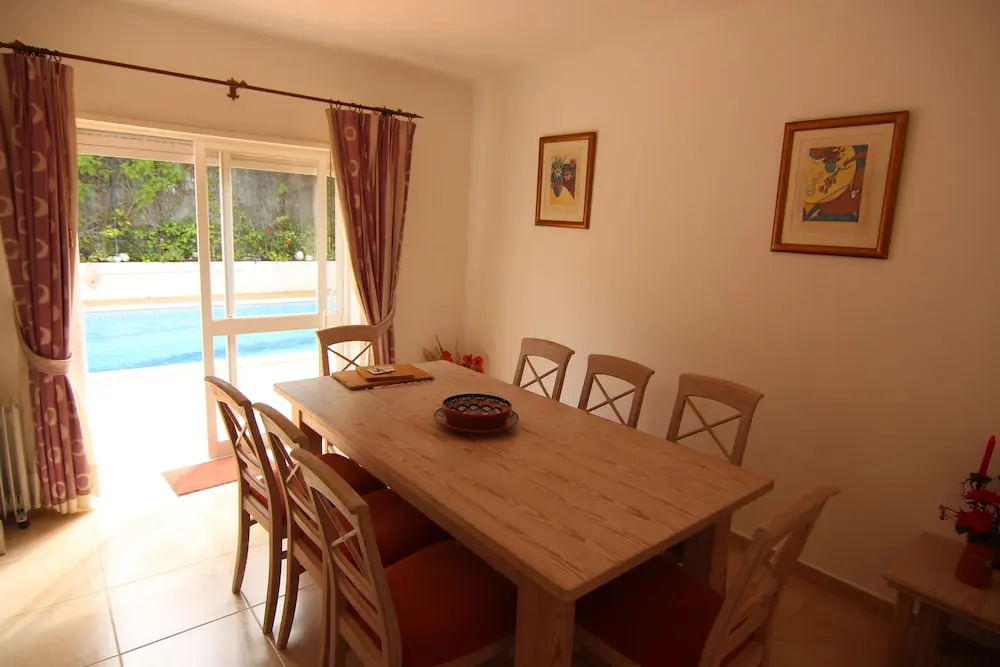 Villa Oasis, Piscina, Jacuzzi, Ténis e Praias!