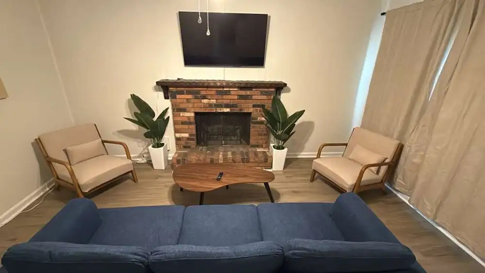 Newly Renovated 3 Bedroom House in Lakewood