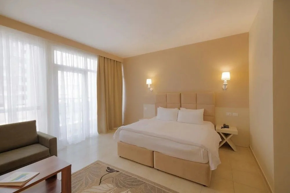 Sun Hotel