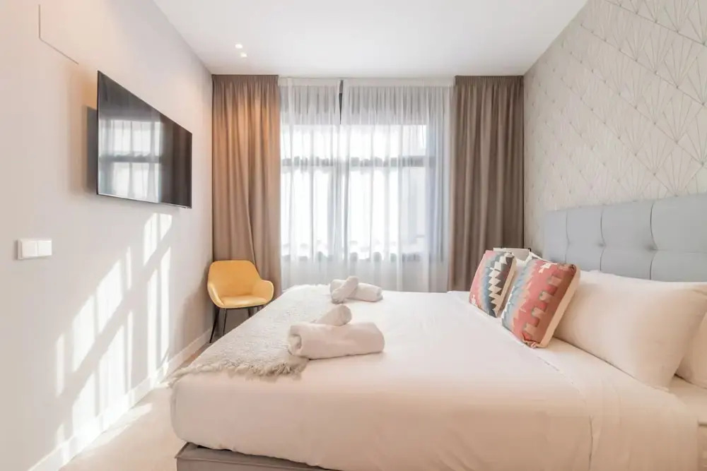 Home Art Apartments Bernabéu