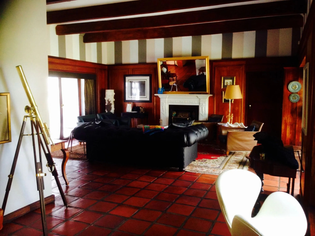 Le Must Residence