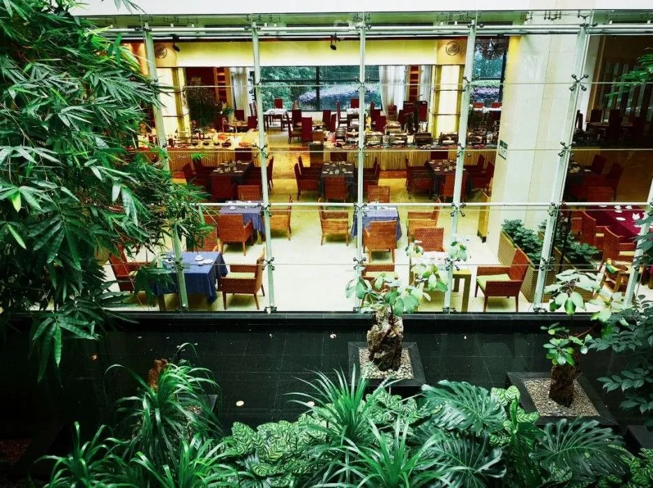 Qujing Guanfang Hotel