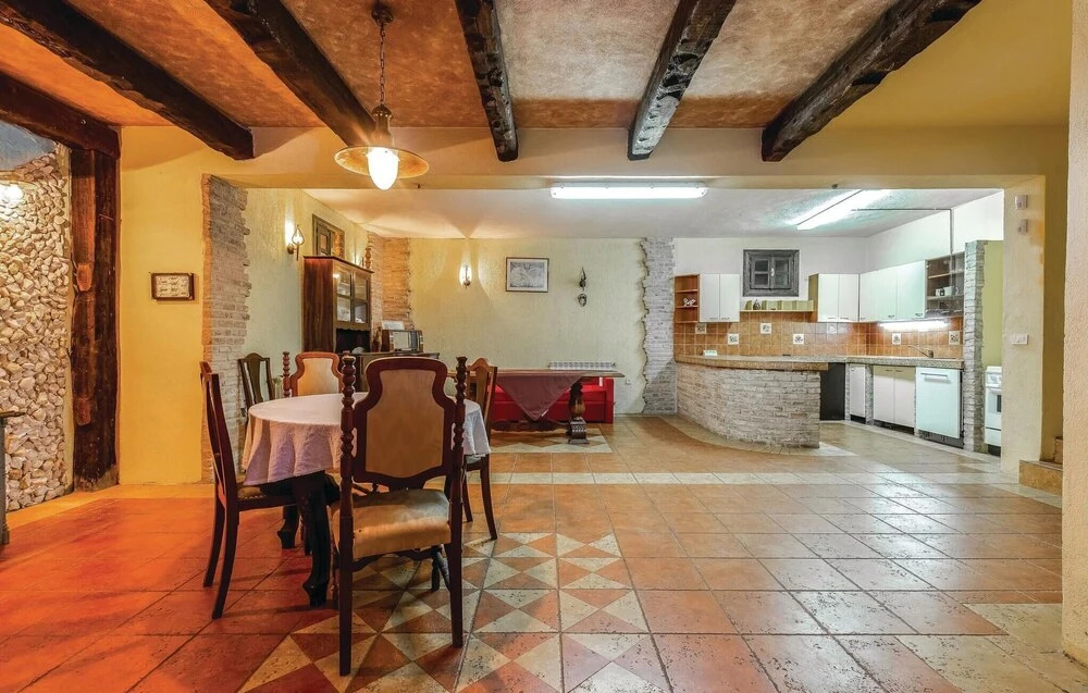 Amazing Home In Kostrena