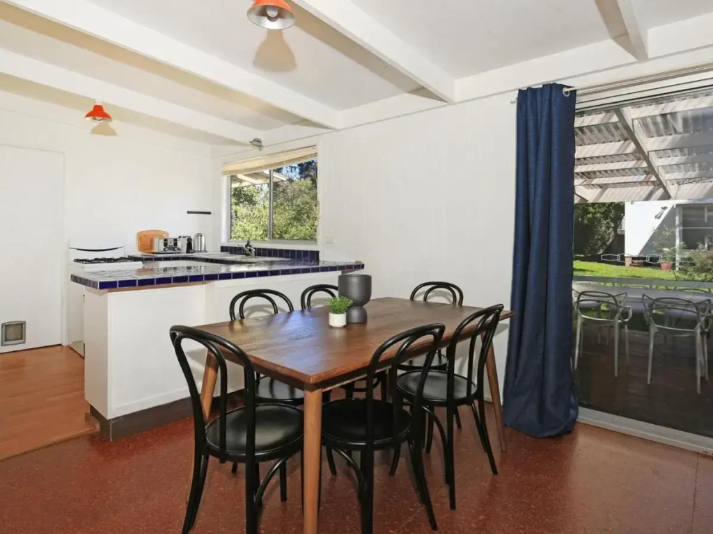 Nest I Pet Friendly I 2 Min Walk to Beach