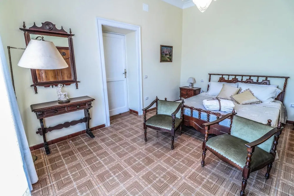 Villa Favorita Suites