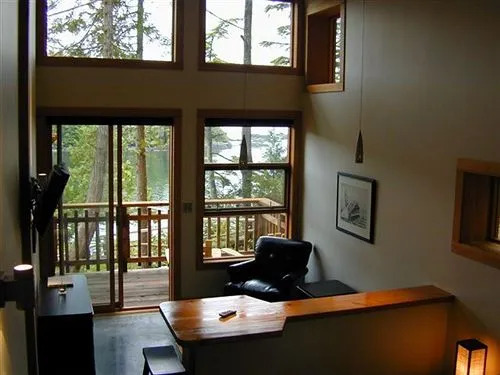 He-Tin-Kis Lodge