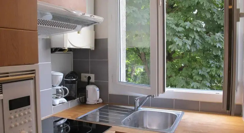 Apartment between Montmartre and Opera