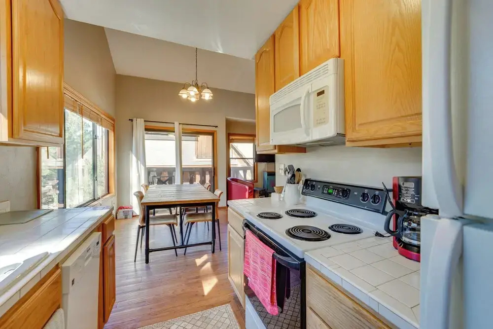 3 Blocks to Angel Fire Resort: Kid-friendly Condo