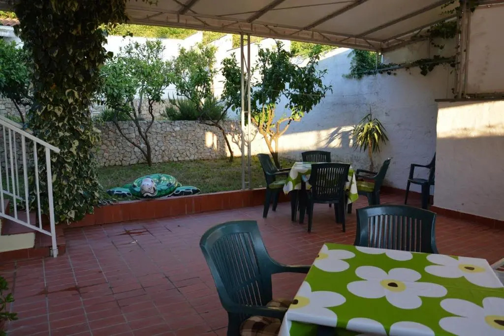 Apartments Gareta