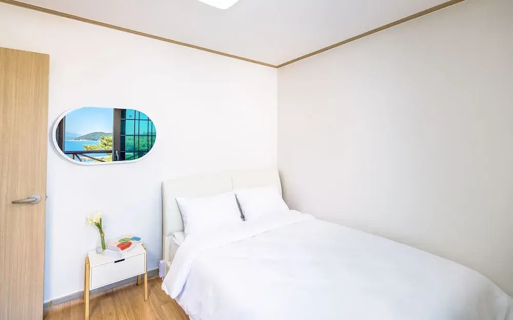 Yeosu Sky Bora Pension