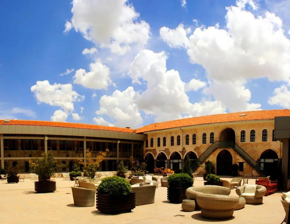 Sirehan Hotel