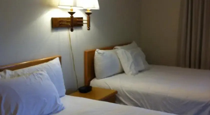 Trade Wind Motel