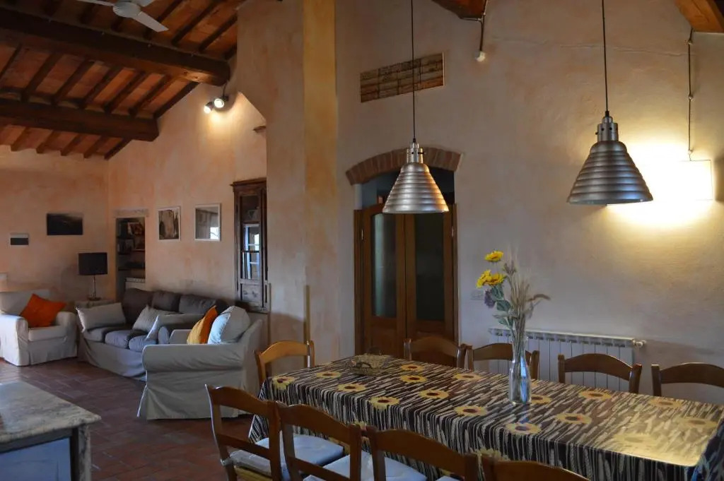 Villa With Swimming Pool - air Conditioning - Siena - 10 People - Tuscany Crete