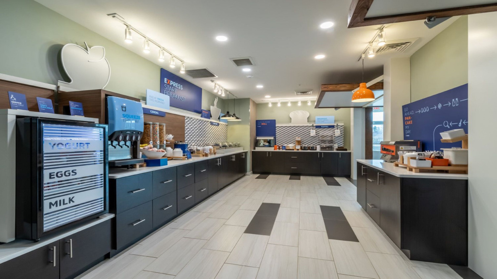 Holiday Inn Express & Suites Marion by IHG