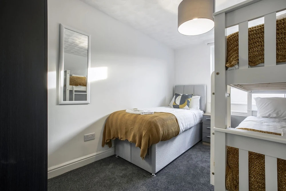 Bloomfield Apartments