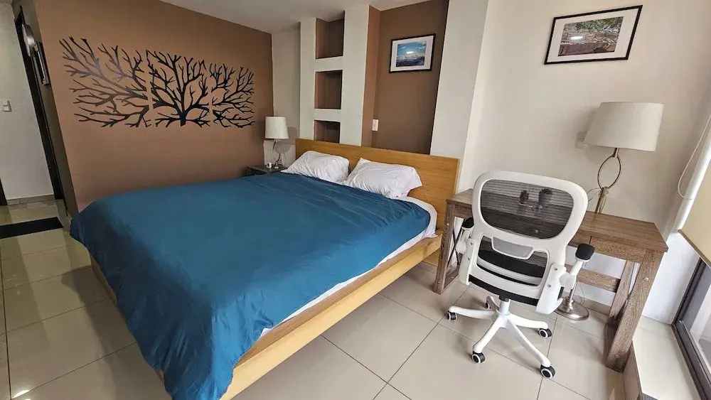 S01 Suite 2 min del TEC Wifi Terraza