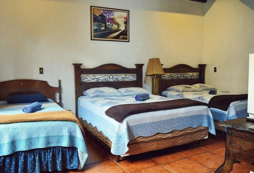 La Casa De La Alameda