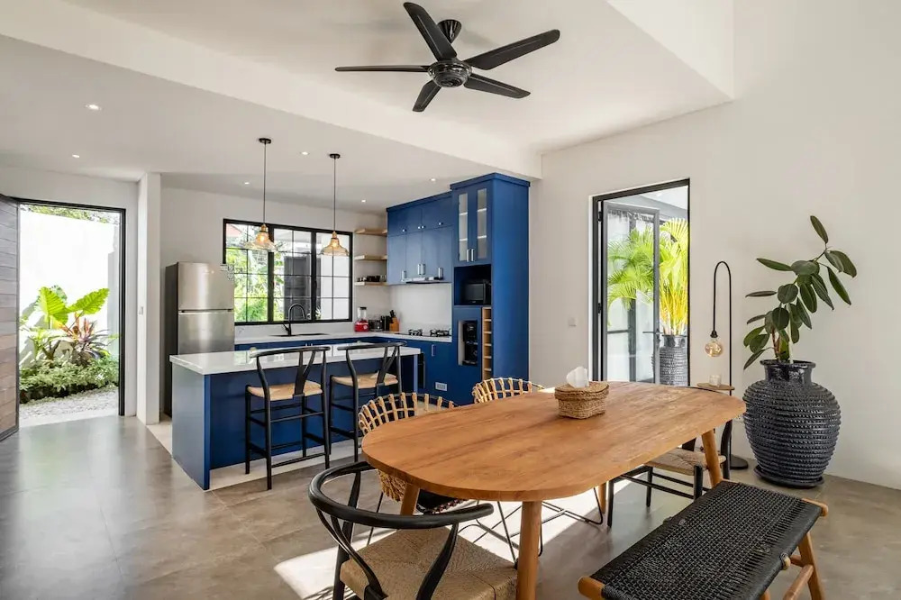 Modern 3 Bedrooms Villa Myla By OriVista, Pool-Netflix-Wifi