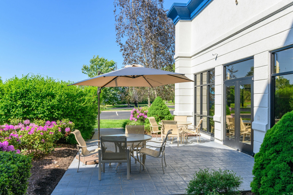 Hampton Inn & Suites Hartford-Manchester