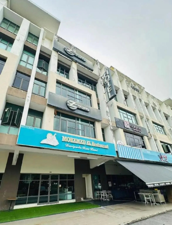 Swing & Pillows - Z Hotel Cyberjaya