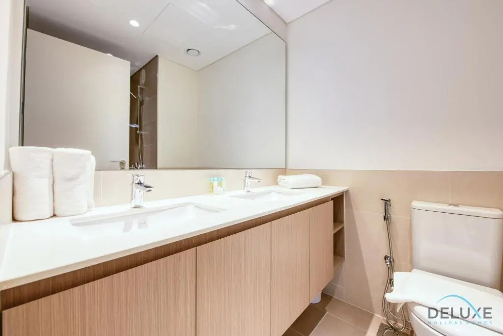 Welcoming 2-bedroom Apartment at Park Heights, Dubai Hills by Deluxe Holiday Homes