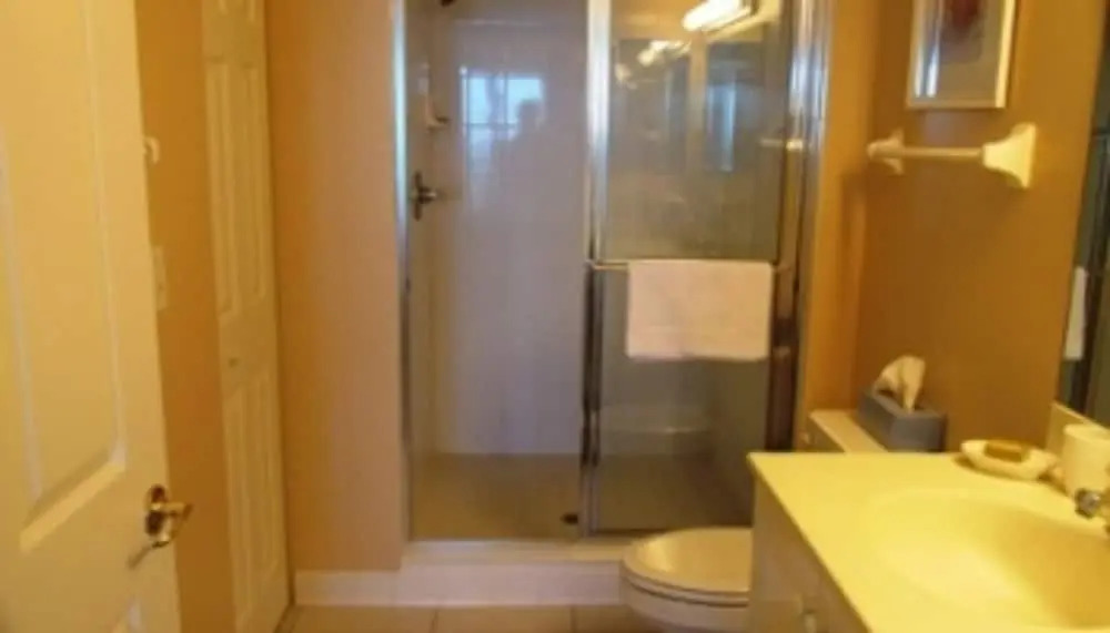 Dimucci Towers Ten 1903 - Great Views from the 19th Floor - 3 BR 3 BA