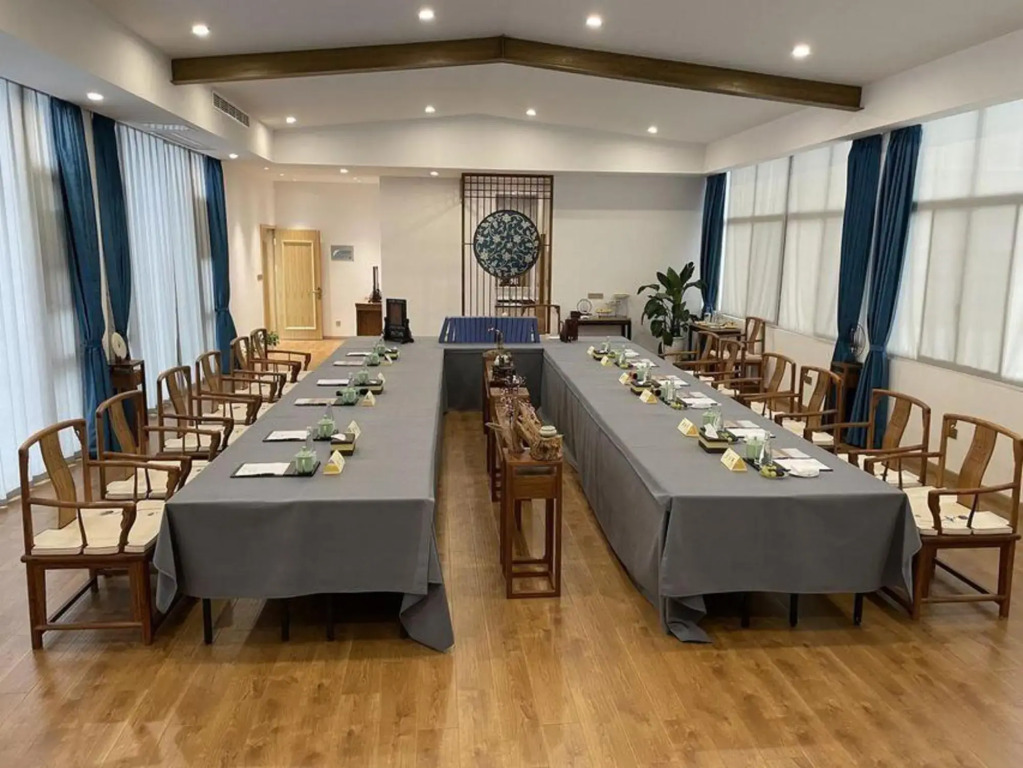 Yijiangnan Selected Hotel