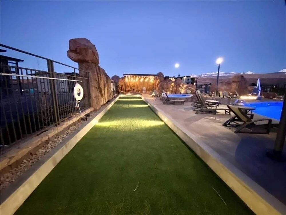 Sage Creek ~ E9 3 Bedroom Condo