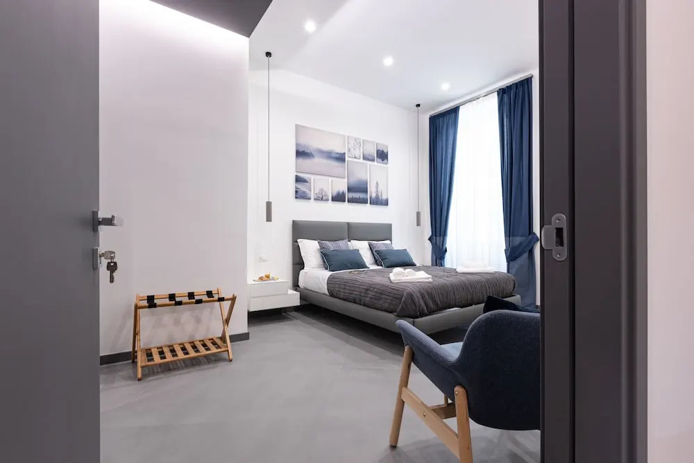 Titos Rooms