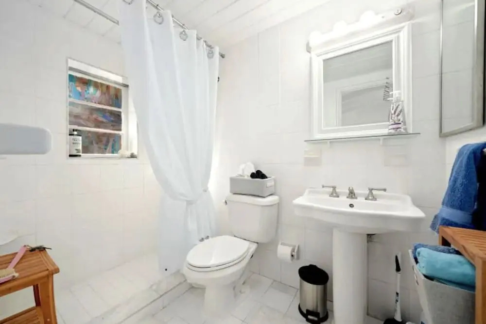 On The Sand Beach Front House! Ocean Experience! 2 Bedroom Home