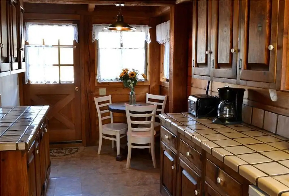 512 Christie at South Lake Tahoe 4 Bedrooms 2 Bathrooms Home