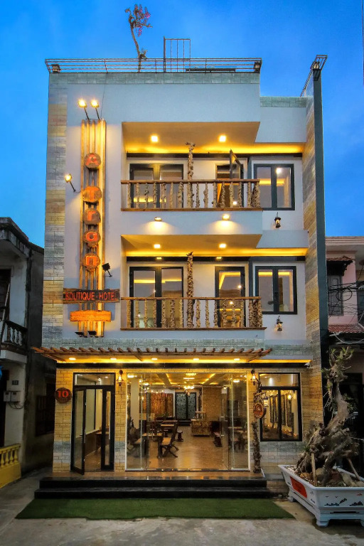 La An Old Town Hotel