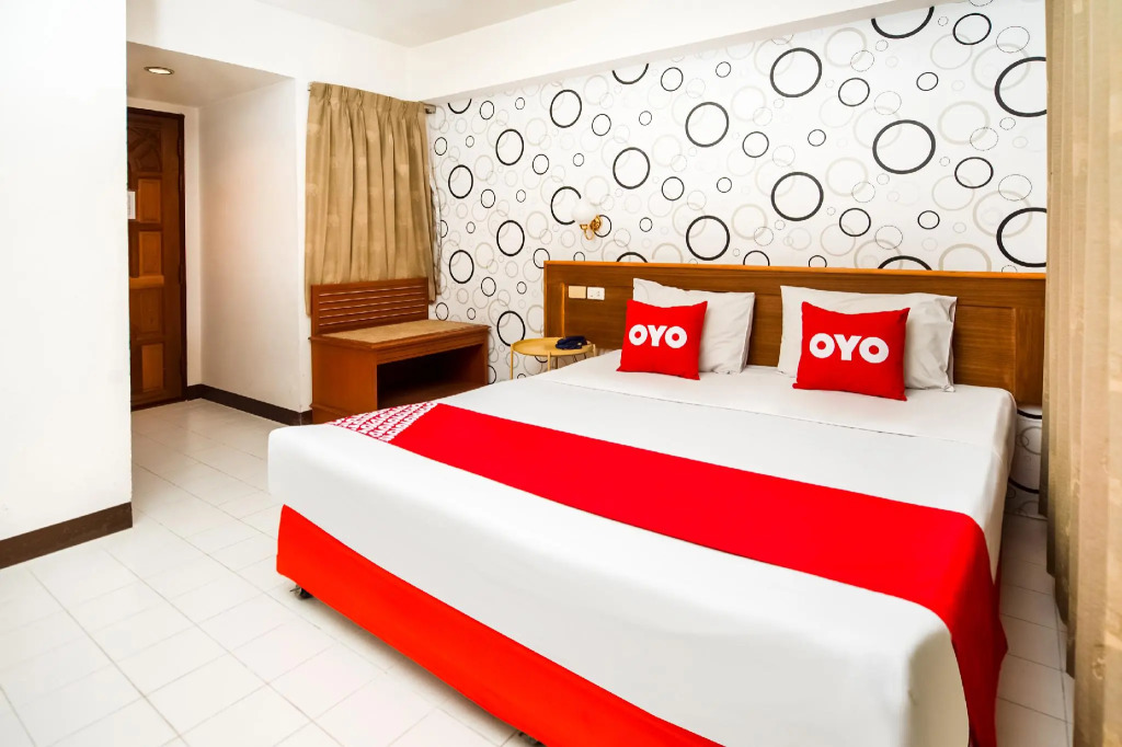 OYO 320 Regent 2002 Guest House