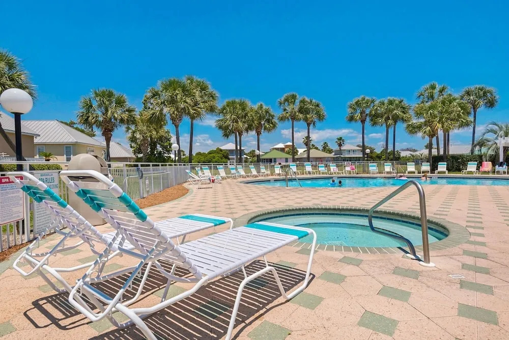 New Listing! Gulf-view Beach W/ Pools 2 Bedroom Condo
