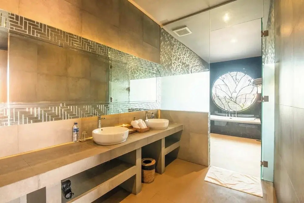 Exquisite 5BR Villa Premier Luxury in Seminyak