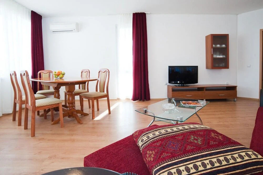 Hotel Arkutino