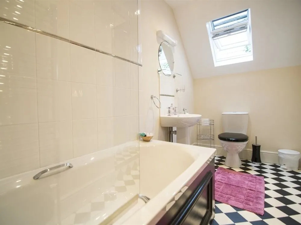 No. 21 Guest Accommodation