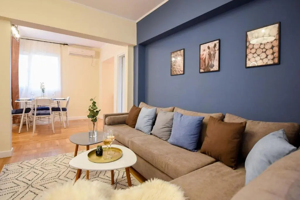 THE DREAM Apartment - Near Radisson Hotel