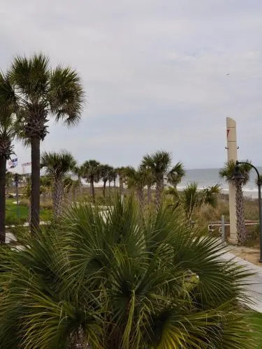 The Diplomat Family Motel