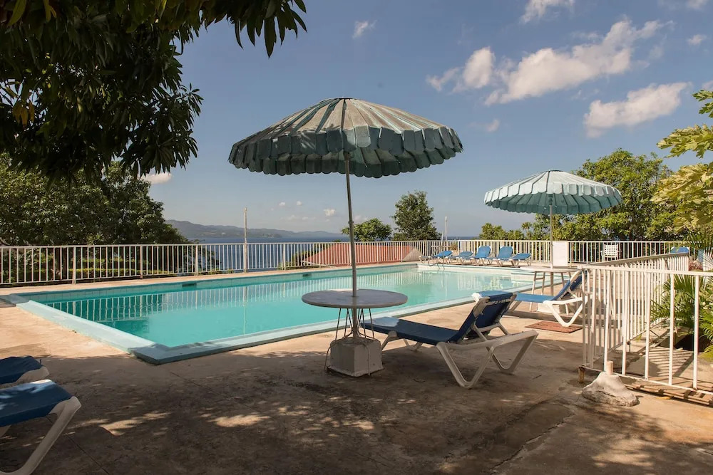 Cool Breeze Beach Studio