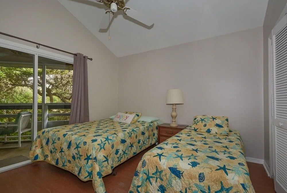 SV267 - Sea Woods by RedAwning