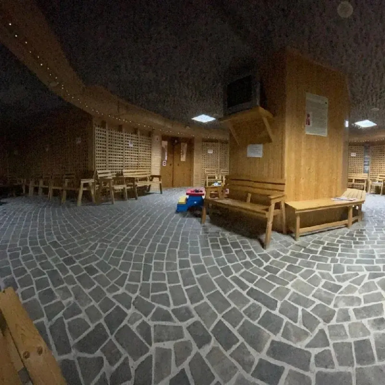 Hotel Alunis
