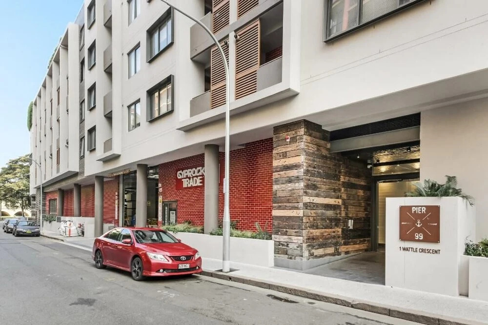 C16 Darling Harbour 2 BDR APT