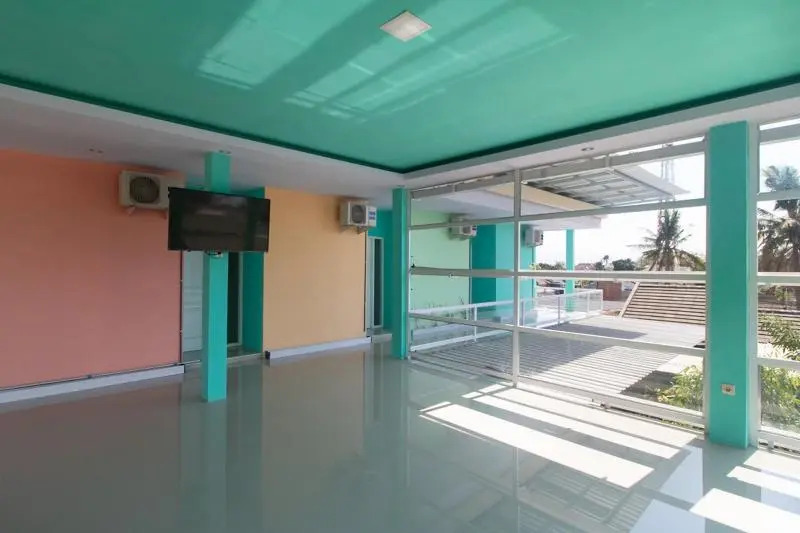 Formerly RedDoorz Plus Kantor Bupati Banyuwangi
