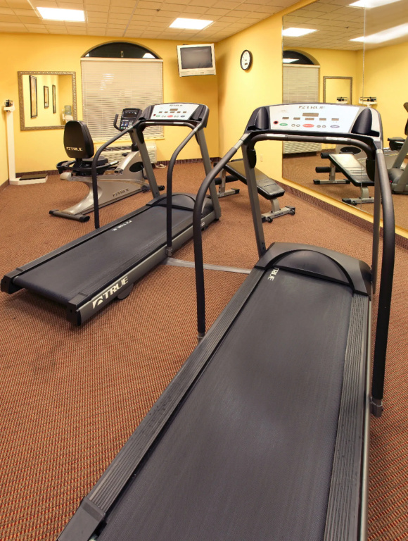 Holiday Inn Express Hotel and Suites Shreveport South Park Plaza by IHG