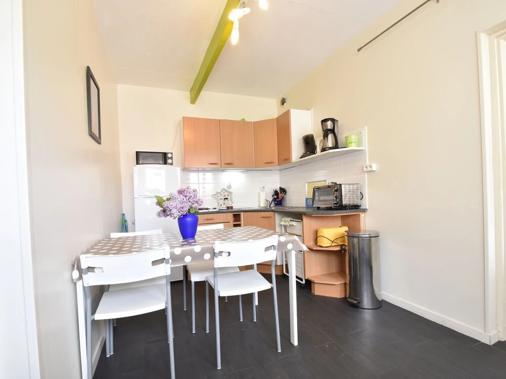 Simple Cottage Opposite the Beach and Within Walking Distance of the Facilities