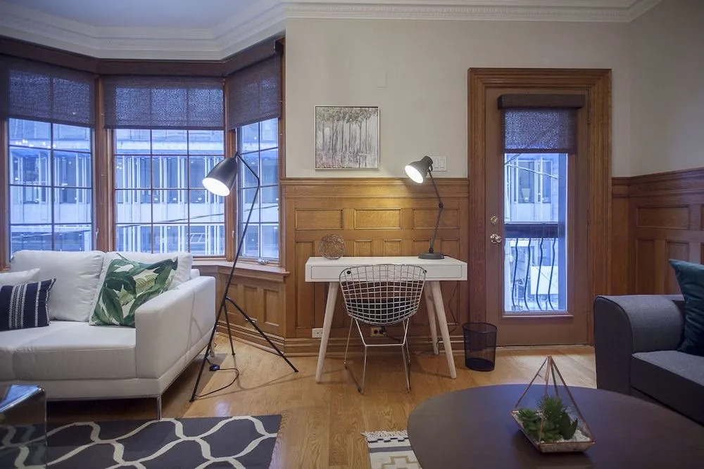 Spectacular 1BR Unit - King Bed