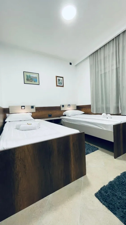 Kollar D Guest House - Prenoćište ROOMS