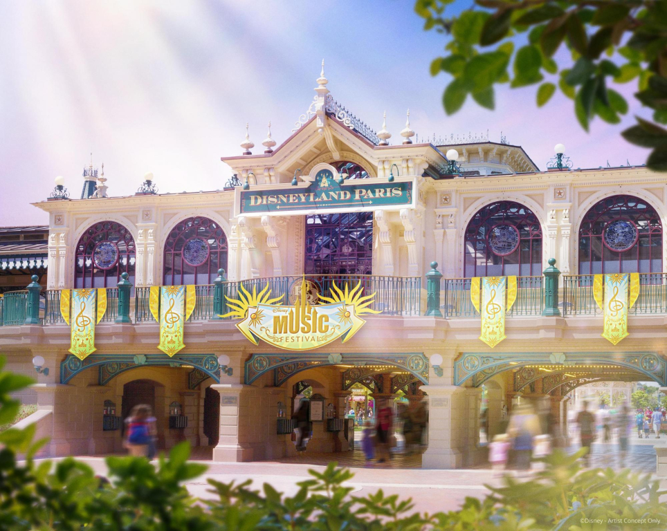 Disneyland® Hotel
