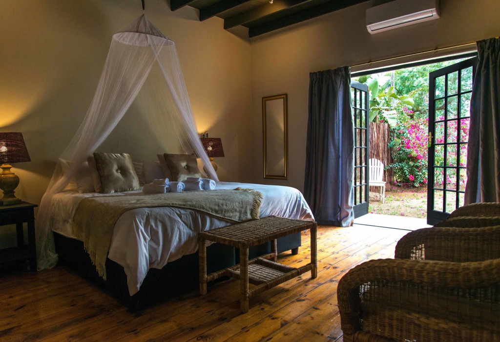 Addo African Home